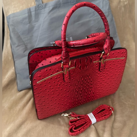 Dasein Handbags - Dasein hand bag crossbody strap and dustbag